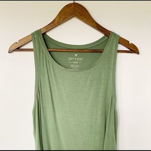 Womens soft &sexy green American eagle muscle tank